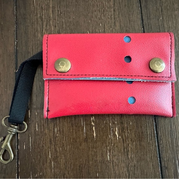 Holly Aieken wristlet - Picture 5 of 8
